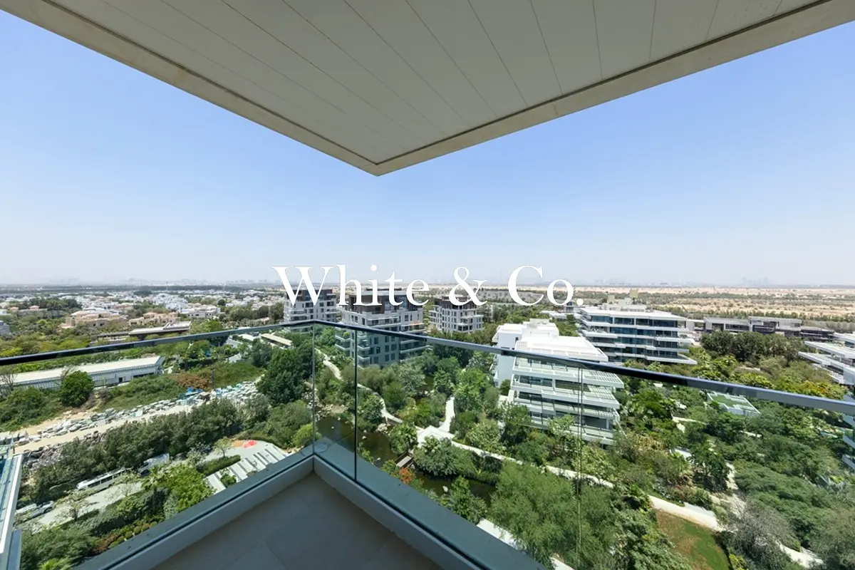 New Listing | 2 Bed + Maids | Vacant on Transfer