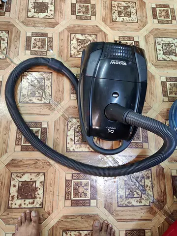 Top Brand Vacuum cleaner for sale at Ghubaiba bus metro station