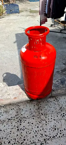 Emirates empty cylinder