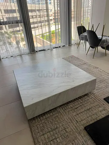 12000Aed Retail _Cantoni _Monolith Rectangle cocktail Coffee table
