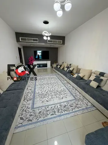 فرصة مميزة للتملك الحر / غرفتين وصالة باطلالة مفتوحة / 1700 قدم / 3 حمام / باركينج / بالفرش كامل / 500 الف
