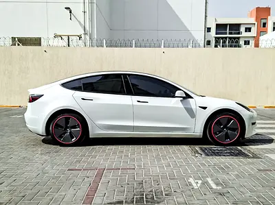2023 Tesla MODEL 3 — фото 4