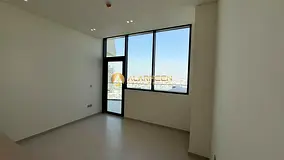 1BR on High Floor | Park View | Laundry Room