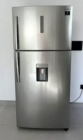 Samsung last model fridge double door freezer digital water dispenser 850 liter.
