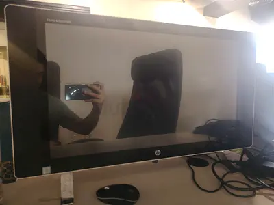 HP All-in-One Desktop / Monitor with B&O Speakers (used)
