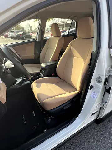 2016 Toyota RAV 4 — фото 14