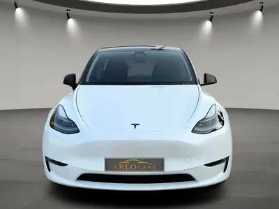 2023 Tesla MODEL Y — фото 2