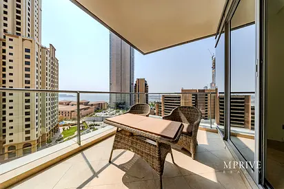 Spacious 3 BR | High Floor | Sea View