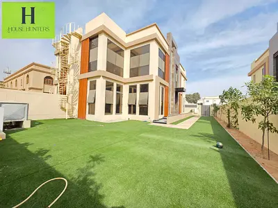 Brand New 5BR Villa Parking Garden