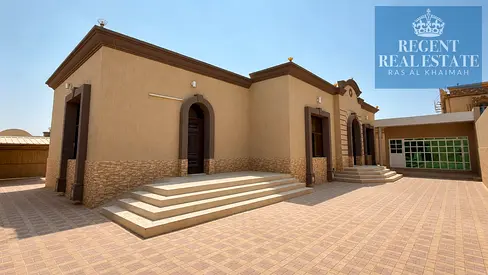 Spacious 4 Beds + Maid l Local Fewa l Al Dhait