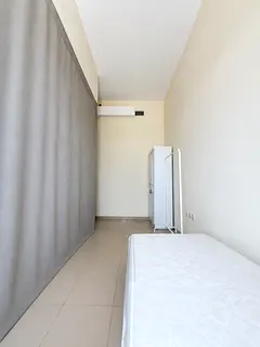 Semi-Partitioned Room – Perfect for Professional Male