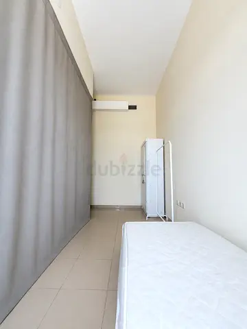 Semi-Partitioned Room – Perfect for Professional Male