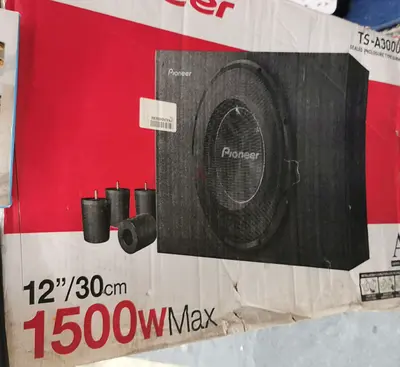 Pioneer Tsa 3000 shallow box 12 inch subwoofer