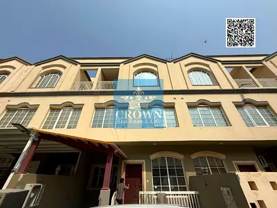 فيلا تاون هاوس واسعة بثلاث غرف نوم للبيع في منطقة عجمان أبتاون بسعر 700 ألف.