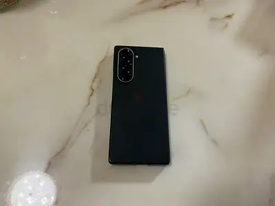 Used Samsung Galaxy z fold 6 (black) - good condition