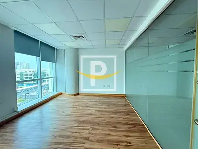 Office space available | Prime Location in Karama