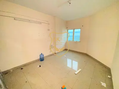 Modern Studio | Spacious Layout | Separate Kitchen | 12 Cheques