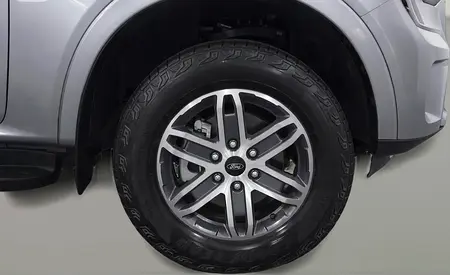 صورة 12 لـ 2024 FORD EVEREST