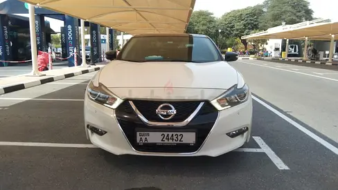 Nissan Maxima SV 2018 | GCC Specs | Well Maintained