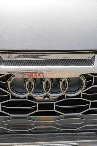 صورة 14 لـ 2021 AUDI RS Q8