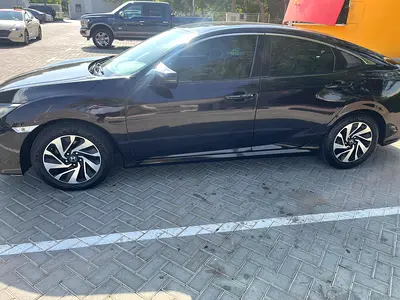صورة 7 لـ 2017 Honda CIVIC