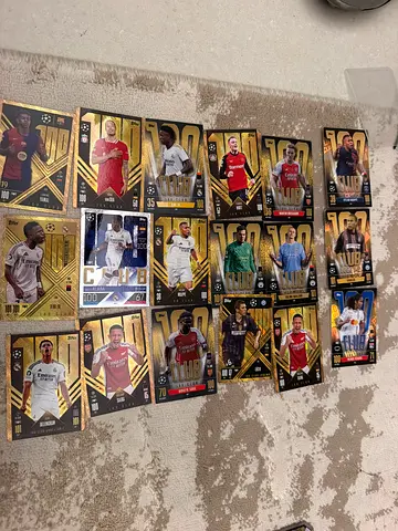 Collection of 18 Football Player Trading Cards - Mixed Stars
