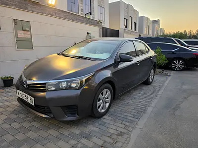 GCC single handed Toyota Corolla