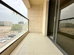 Like brand new 1bhk with balcony and 2 washroom in Aljada price 40k
