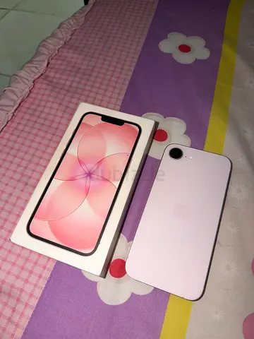 Iphone 17e Soft pink apple care+