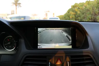 صورة 9 لـ 2010 Mercedes-BENZ E-CLASS
