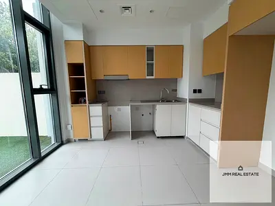 Single Row | Close to Amenities | Spacious Layout