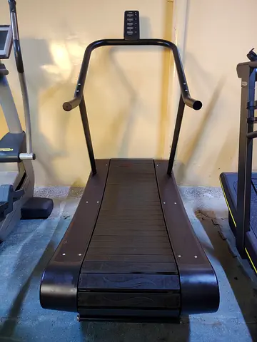 Used Curved Manual Treadmill - Gym-Grade, No Electricity Needed