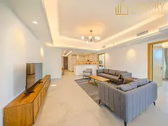 High Floor | All Bills Included | Flexible Cheques