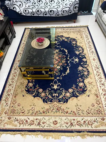 Classic navy and beige floral area rug — 200x300cm (approx)