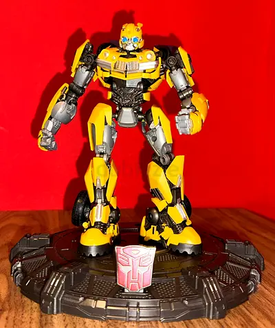 Bumble bee transformers action figure