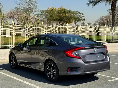 2017 Honda CIVIC — фото 7