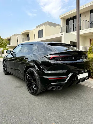 صورة 6 لـ 2025 Lamborghini URUS