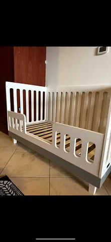 Baby crib
