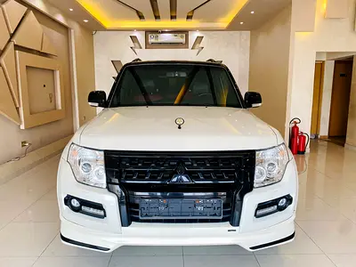 Mitsubishi Pajero 2020 Signature Edition | GCC Specs | Low Mileage | Excellent Condition