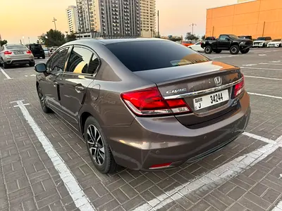 صورة 5 لـ 2015 Honda CIVIC