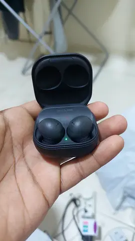 Used Samsung Galaxy Buds2 in Charging Case - Good Working Condition