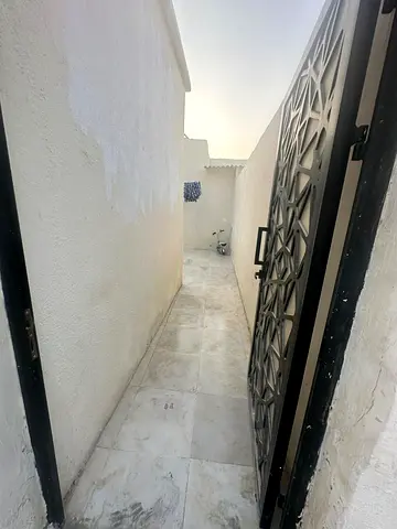 **🏠 بيت شعبي للبيع في الناصرية | دخل سنوي 50,000 درهم | السعر المطلوب 500,000 درهم إماراتي**