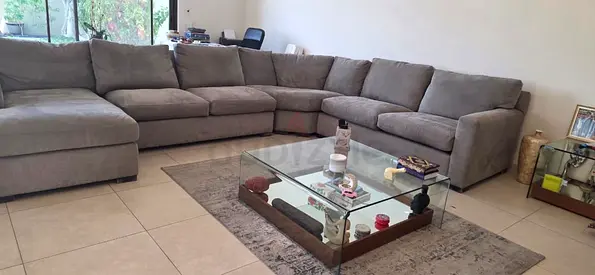 Crate&barrel U Shape Sofa Excellent condition