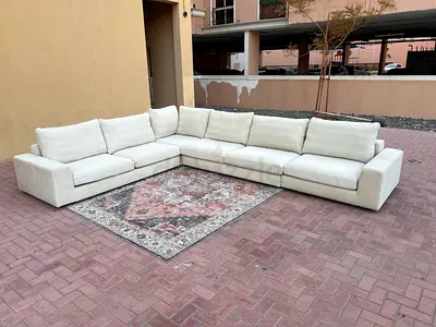 Excellent condition Premium Quality Olta 👌 sofa