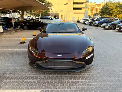 2019 Aston Martin VANTAGE — фото 4