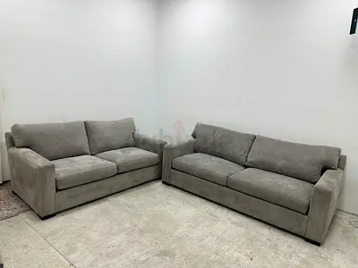 Like new condition crate&barrel sofa set