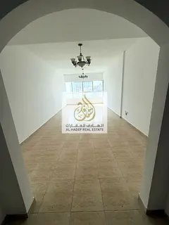 3-bedroom apartment with a living room in Al Taawun - Free air conditioning (provided by the owner) 