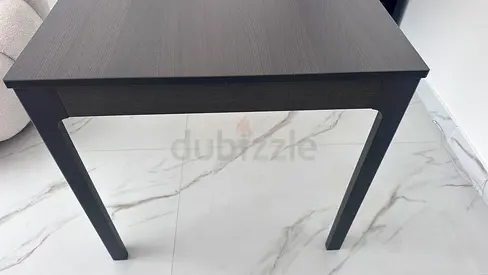Dark wood dining table - good condition 120x80 sm.
