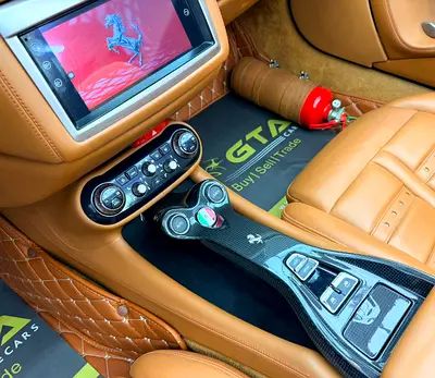 صورة مصغرة 14 لـ 2011 Ferrari CALIFORNIA