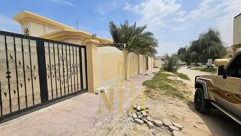 🏡 Villa for Sale in Al Mowaihat 3 – Ajman | 6,727 Sq. Ft. Plot | Opposite Mosque | Freehold